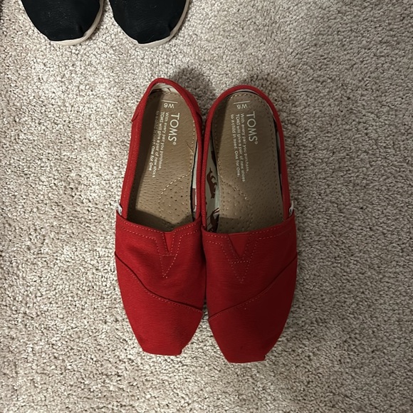 Lot of 8 pairs of Toms Size 6 & 6.5 - Picture 9 of 11